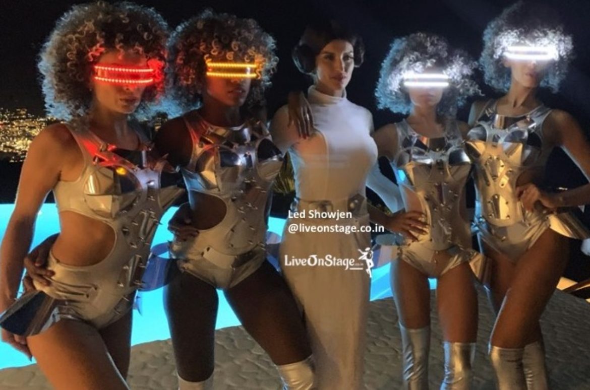 Led Shows, Led Costume Shows, Led, Interactive Shows, Stage Shows, Live On Stage, Live On Stage Entertainment,